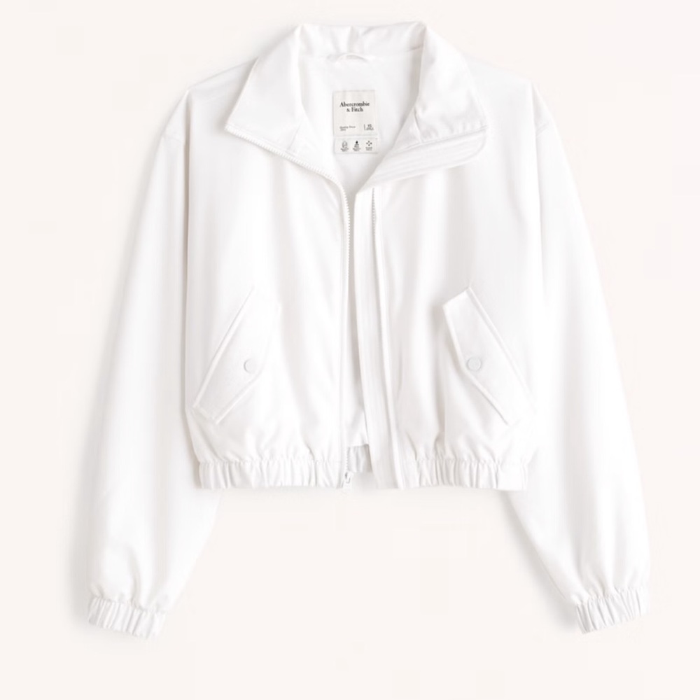 NWOT Abercrombie Traveler Women Bomber Jacket Size Small